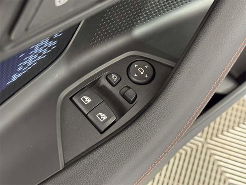 Used 2025 BMW M2 image 18