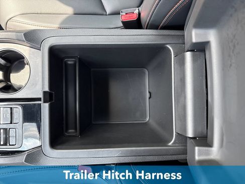 Used 2025 Honda Pilot TrailSport image 32