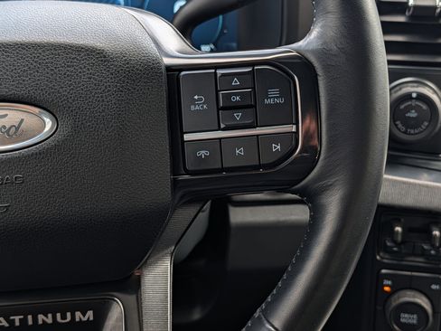 Used 2025 Ford F450 Platinum w/ FX4 Off-Road Package image 28