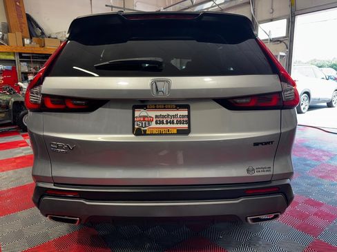 Used 2023 Honda CR-V Sport image 6