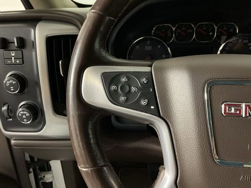 Used 2018 GMC Sierra 1500 SLT AWD/4WD image 26