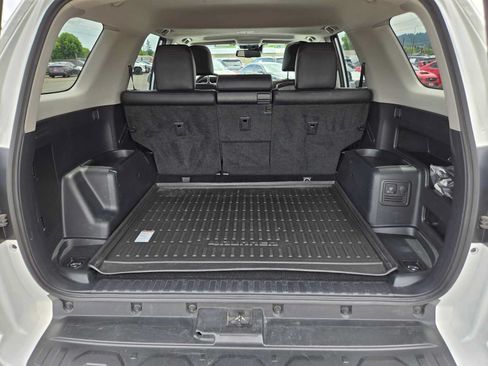 Certified 2023 Toyota 4Runner TRD Off-Road Premium w/ Moonroof Package AWD/4WD image 15