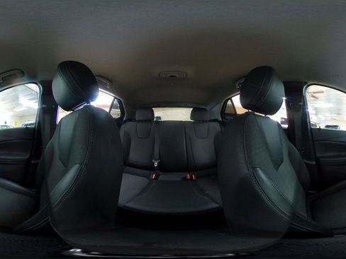 Used 2025 Buick Encore GX Preferred FWD image 41