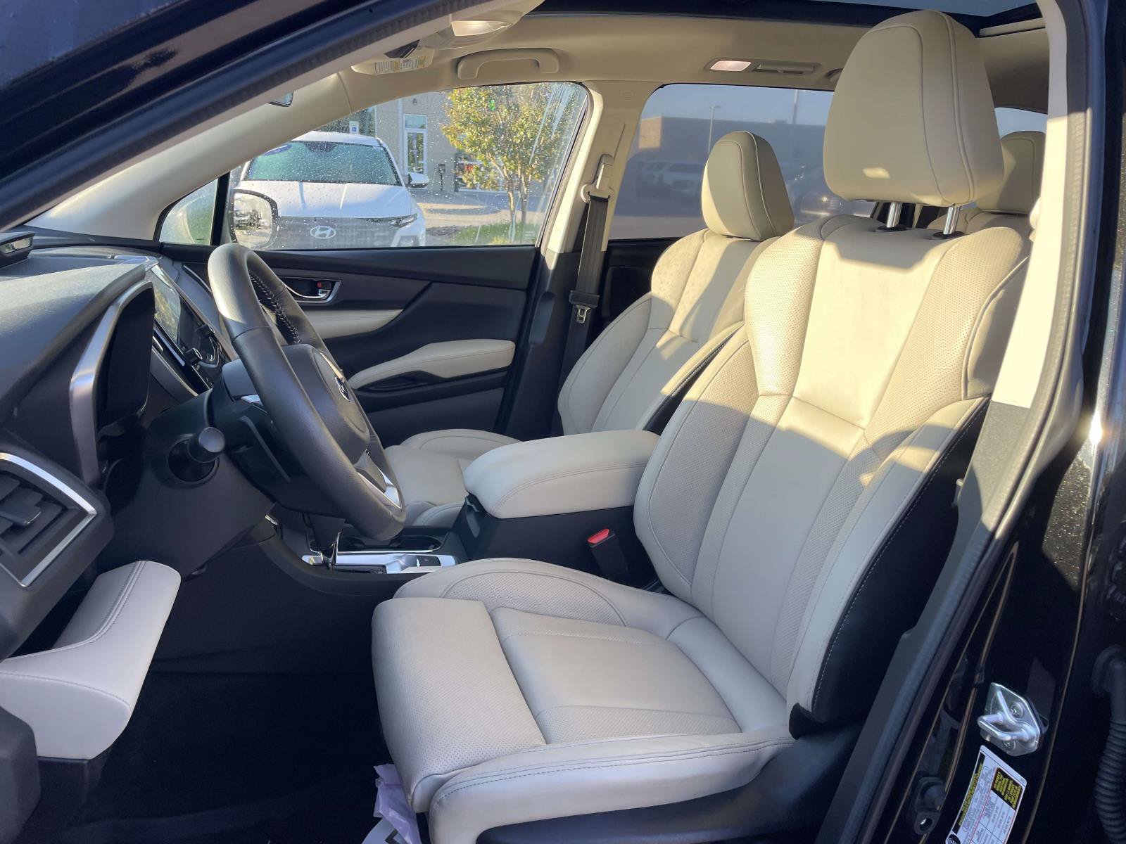 Used 2026 Subaru Ascent Limited AWD/4WD image 8