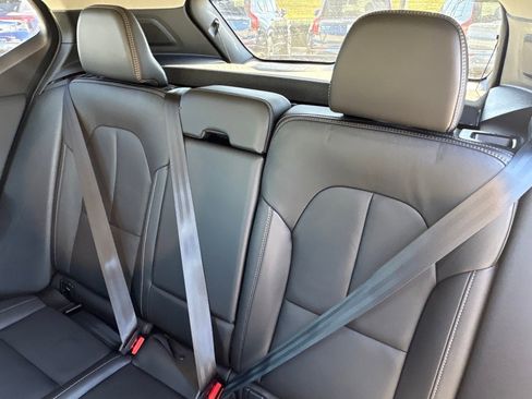 New 2026 Volvo XC40 B5 Ultra w/ Protection Package Premier image 24