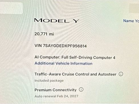 Used 2023 Tesla Model Y 2WD image 10