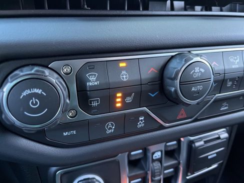 New 2026 Jeep Wrangler Sahara w/ Technology Group image 4