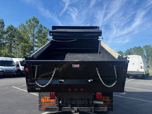 Used 2024 RAM 5500 4x4 Regular Cab image 33