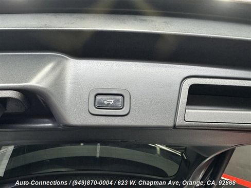 Used 2021 Land Rover Range Rover Evoque S image 25