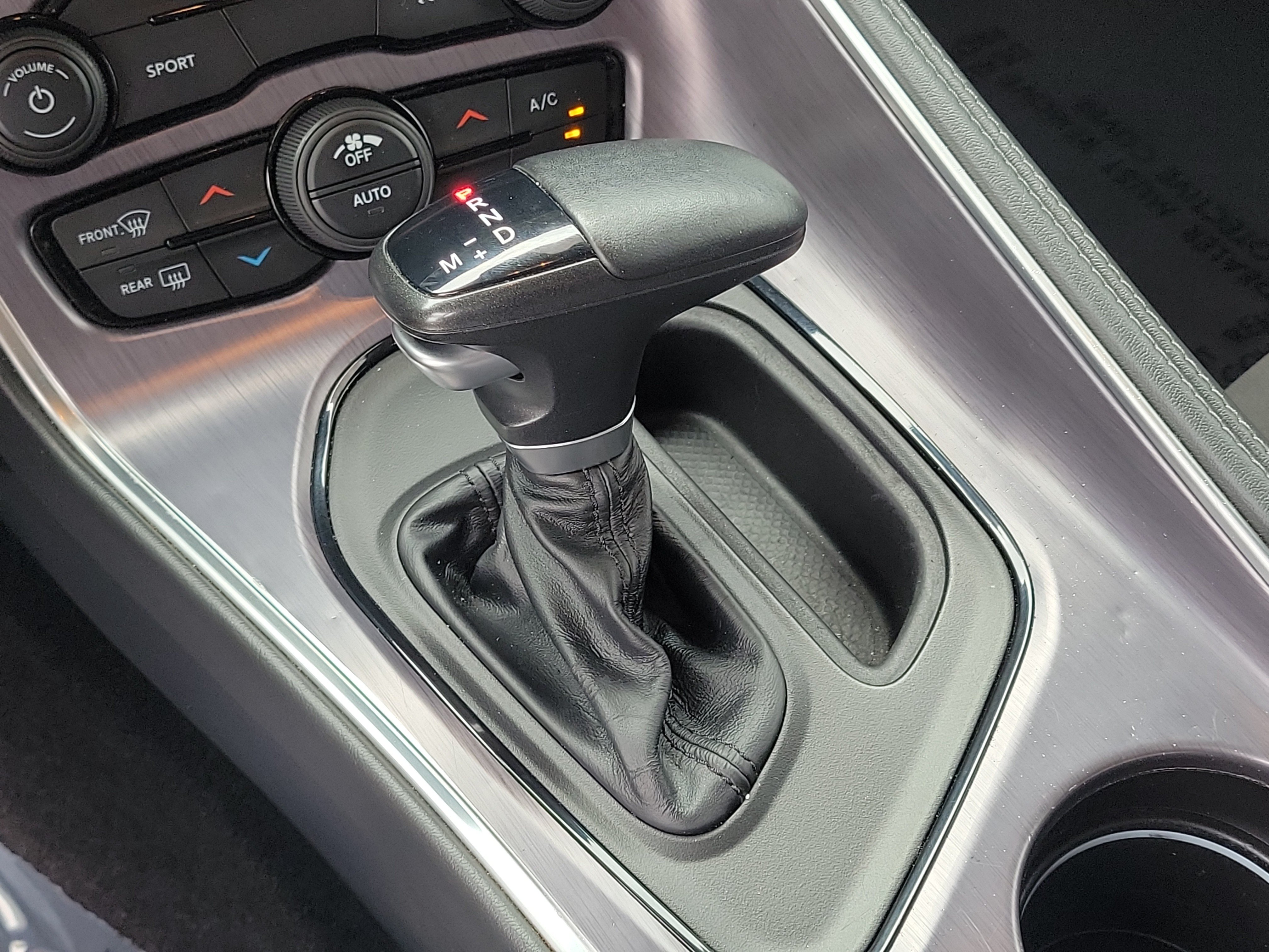 Used 2017 Dodge Challenger R/T RWD image 21