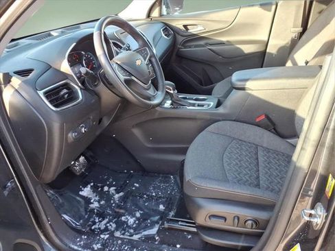 Used 2022 Chevrolet Equinox LT image 11