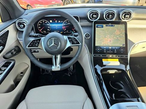 New 2026 Mercedes-Benz GLC 300 4MATIC image 29