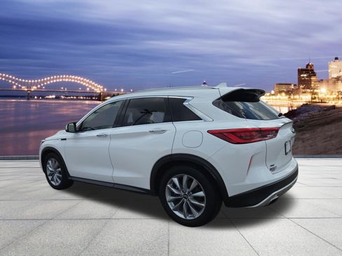 Used 2021 INFINITI QX50 Luxe AWD/4WD image 3