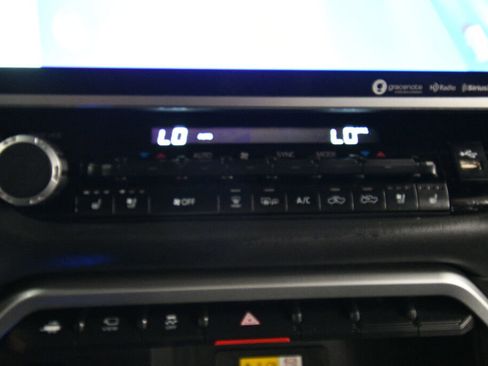 Used 2024 Toyota Tundra Platinum image 15