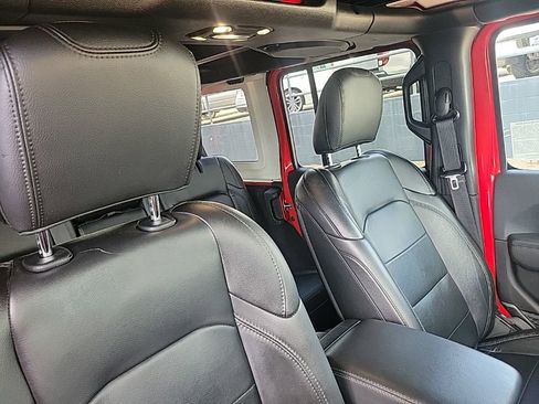 Used 2021 Jeep Wrangler Unlimited Sahara image 50