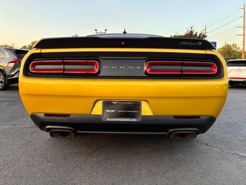 Used 2021 Dodge Challenger R/T Scat Pack w/ T/A Package RWD image 10