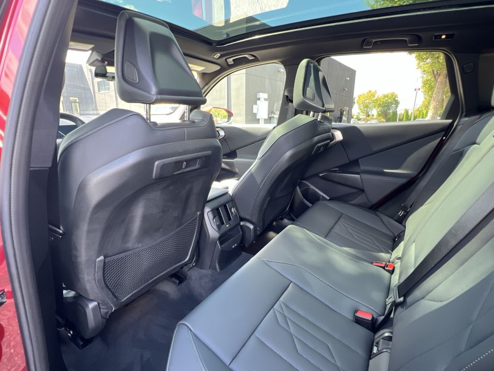 Used 2025 BMW X3 xDrive30i w/ Premium Package AWD/4WD image 35