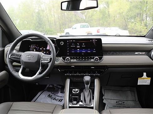 New 2024 Chevrolet Colorado ZR2 w/ ZR2 Bison Edition image 11