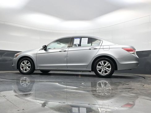 Used 2010 Honda Accord LX-P image 27