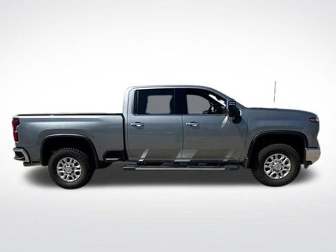 Used 2024 Chevrolet Silverado 2500 LTZ w/ LTZ Plus Package AWD/4WD image 4