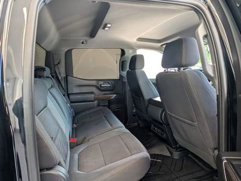 Used 2019 Chevrolet Silverado 1500 RST image 16