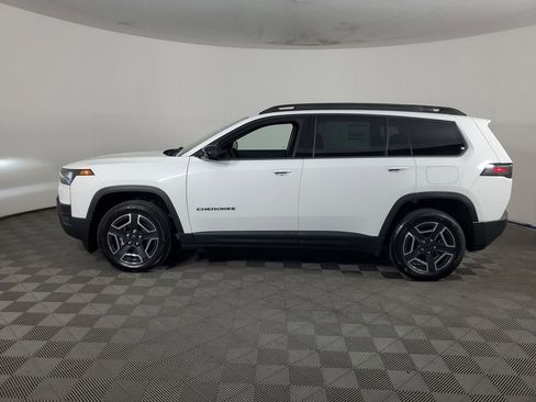 New 2026 Jeep Cherokee Laredo AWD/4WD image 7