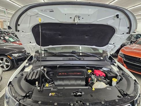 Used 2020 Jeep Compass Latitude w/ Cold Weather Group image 35