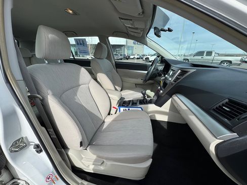 Used 2013 Subaru Outback 2.5i image 43