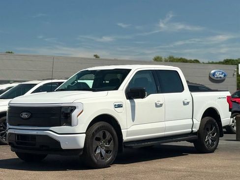 Used 2024 Ford F150 Lightning Flash AWD/4WD image 44