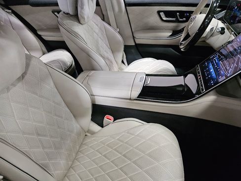 Used 2024 Mercedes-Benz S 580 4MATIC Sedan image 24