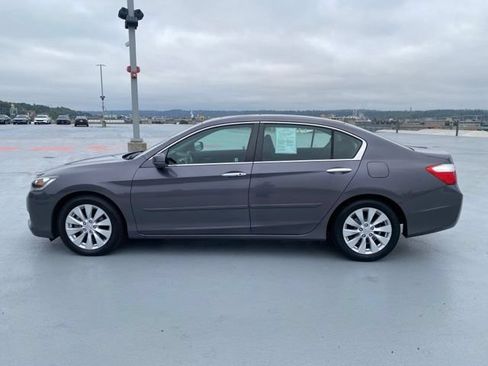 Used 2015 Honda Accord EX image 5