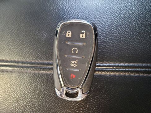 Used 2024 Chevrolet Malibu LT FWD image 32