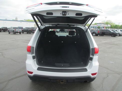 Used 2014 Jeep Grand Cherokee Laredo w/ Security & Convenience Group image 6