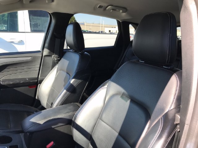 Used 2024 Ford Escape Platinum AWD/4WD image 4