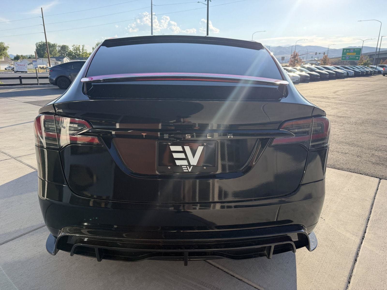Used 2025 Tesla Model X AWD/4WD image 7