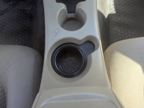 Used 2003 Ford Explorer Sport Trac XLT image 21