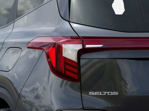 New 2026 Kia Seltos S AWD/4WD image 11