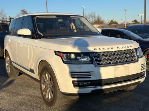 Used 2016 Land Rover Range Rover HSE image 4