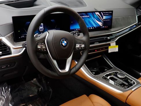 New 2026 BMW X5 xDrive50e AWD/4WD image 7