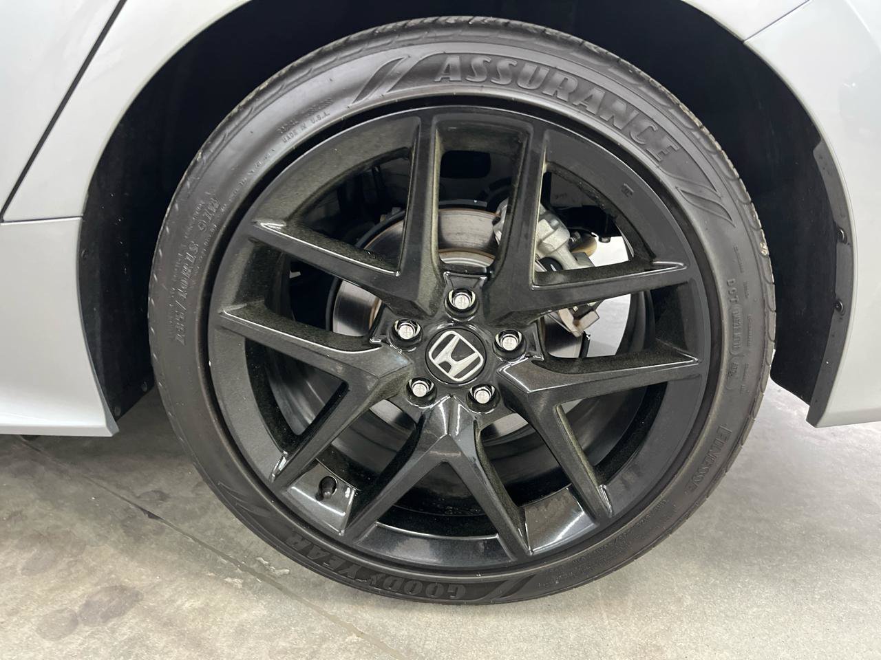 Used 2025 Honda Civic Sport image 25