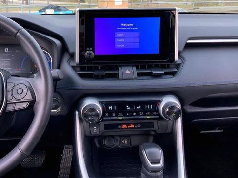 Certified 2024 Toyota RAV4 SE image 7