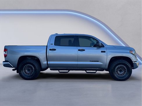 Used 2021 Toyota Tundra SR5 AWD/4WD image 7