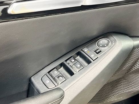 Certified 2024 Kia Seltos S image 18