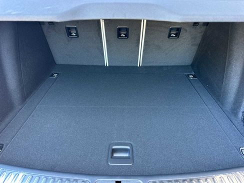 New 2025 Porsche Macan image 16