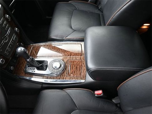 Used 2019 Nissan Armada Platinum w/ Captain's Chairs Package image 9