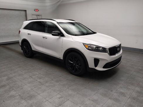 Used 2019 Kia Sorento S AWD/4WD image 11