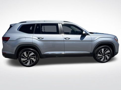 Used 2024 Volkswagen Atlas SEL AWD/4WD image 7