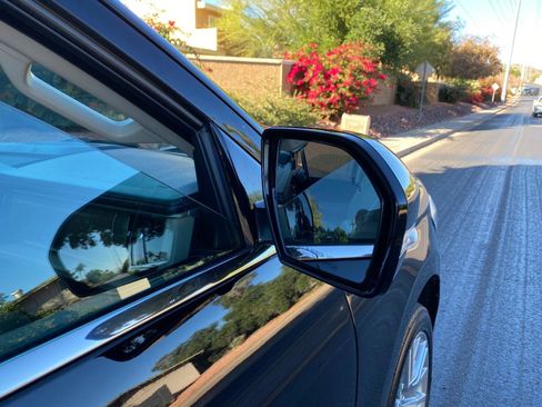 Used 2024 Ford Expedition Limited image 14