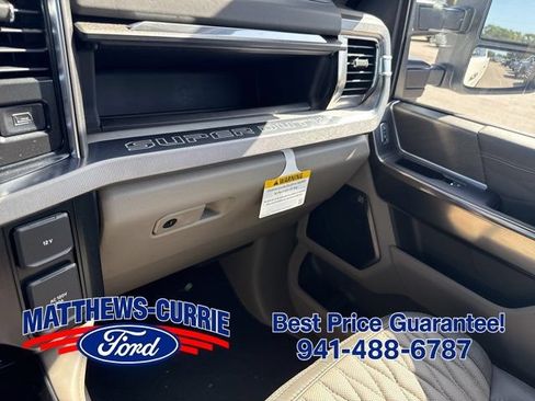 New 2026 Ford F250 Platinum w/ Platinum Plus Package AWD/4WD image 26
