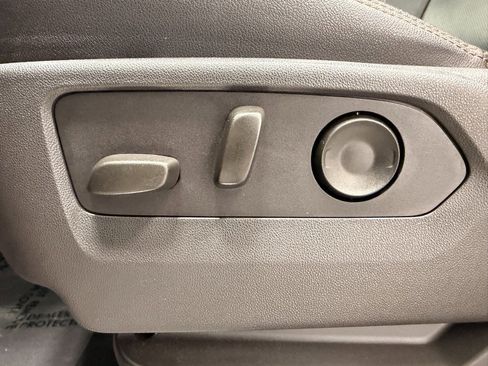 Used 2024 GMC Sierra 2500 AT4 w/ AT4 Premium Plus Package image 28